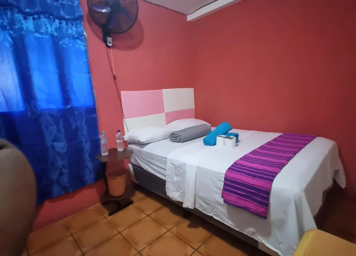 Hotel One Way Jocotenango Antigua 0*,